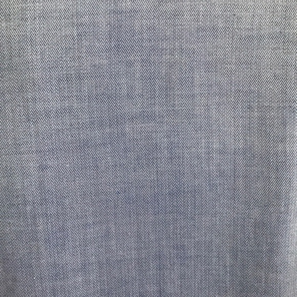 ⭐️ Men’s Gap casual shirt - Picture 3 of 6